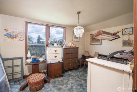 4326 E F Street Tacoma WA 98404