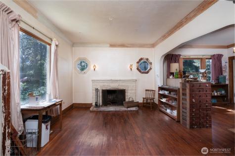 4326 E F Street Tacoma WA 98404