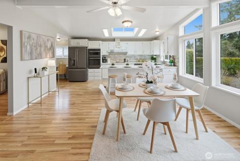 1427 100th Street SW Everett WA 98204