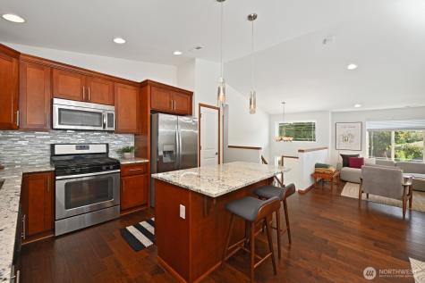 14605 20th Avenue NE Shoreline WA 98155