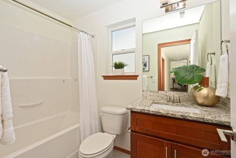 14605 20th Avenue NE Shoreline WA 98155