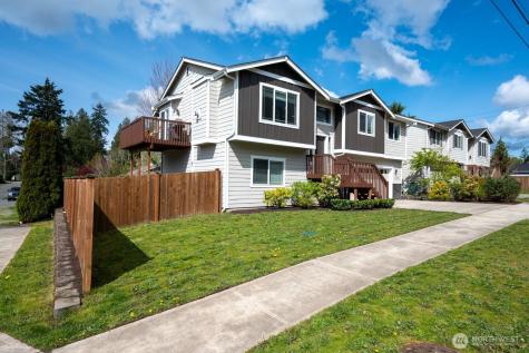 14605 20th Avenue NE Shoreline WA 98155