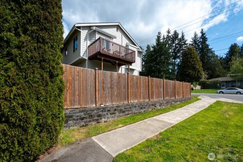 14605 20th Avenue NE Shoreline WA 98155