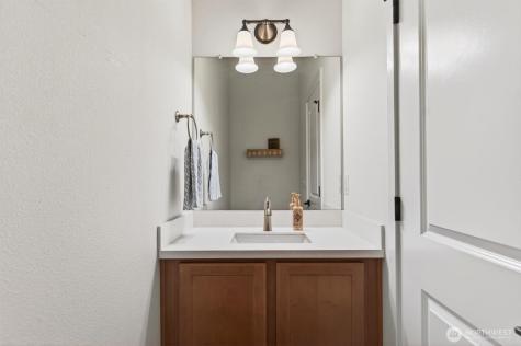 375 S 10th Street Kalama WA 98625