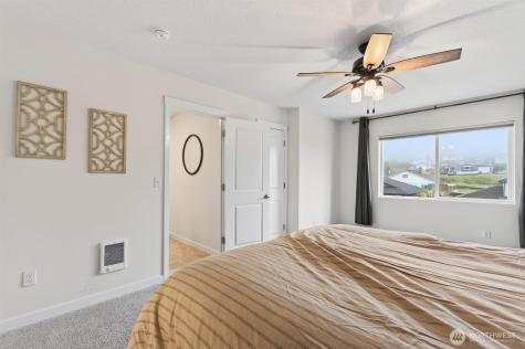 375 S 10th Street Kalama WA 98625