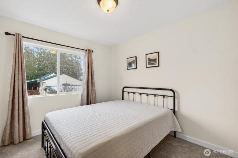 375 S 10th Street Kalama WA 98625