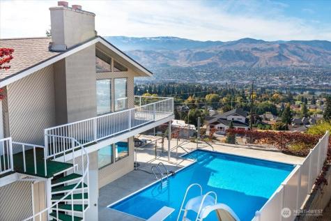 602 Daniels Drive East Wenatchee WA 98802