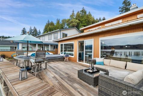 18651 NE North Shore Road Tahuya WA 98588