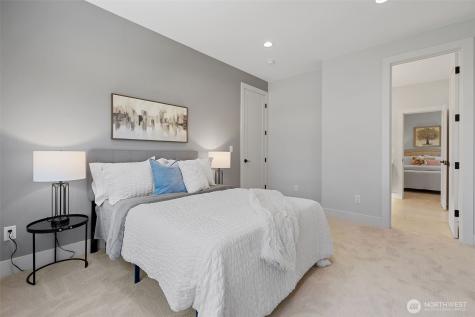 11027 SE 30th Place Bellevue WA 98004