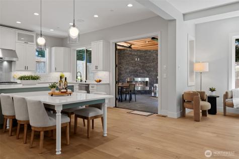 11027 SE 30th Place Bellevue WA 98004