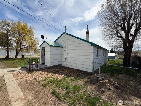 306 S Adams Street Waterville WA 98858