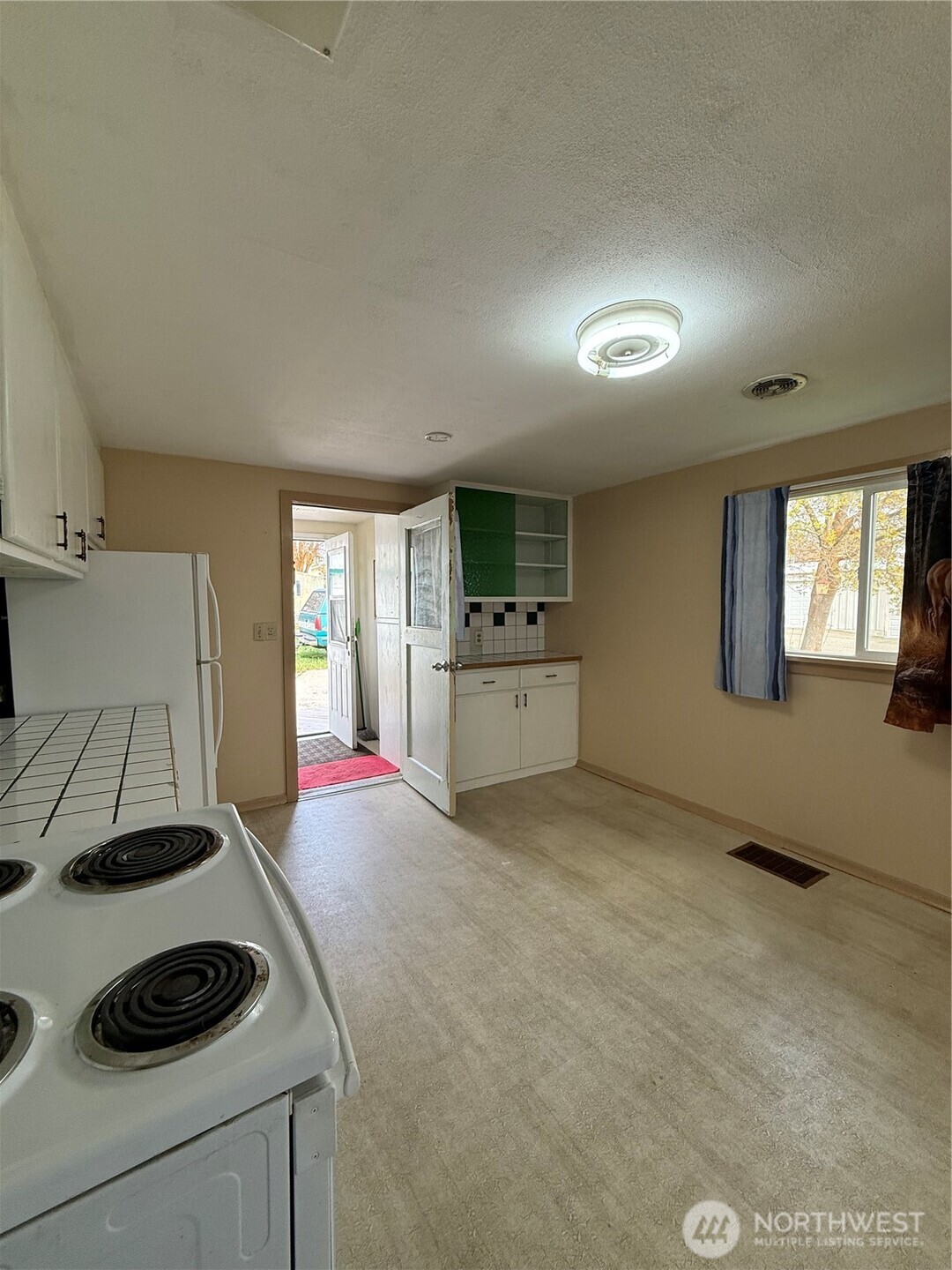 306 S Adams Street Waterville WA 98858
