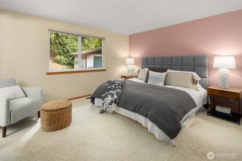 12016 106th Avenue NE Kirkland WA 98034