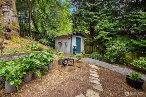 12016 106th Avenue NE Kirkland WA 98034