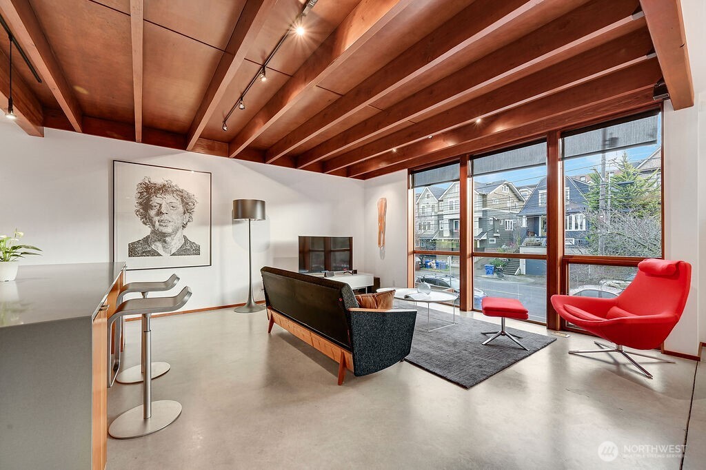 209 12th Avenue E Seattle WA 98102