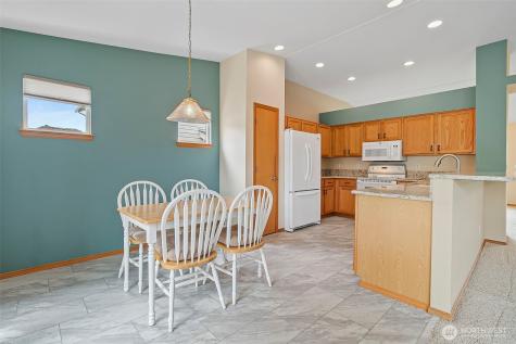 24322 117th Avenue SE Kent WA 98030