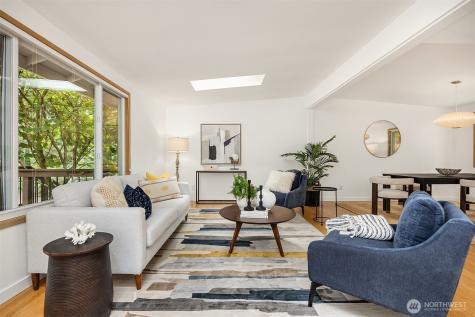 9820 NE Beach Crest Drive Bainbridge Island WA 98110