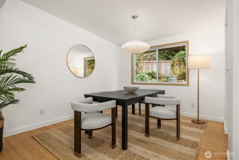 9820 NE Beach Crest Drive Bainbridge Island WA 98110