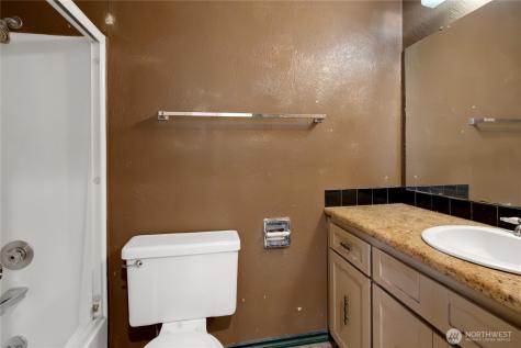 10701 149th Street Ct E Puyallup WA 98374
