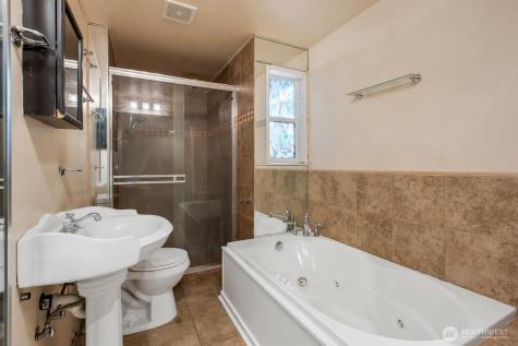 10701 149th Street Ct E Puyallup WA 98374