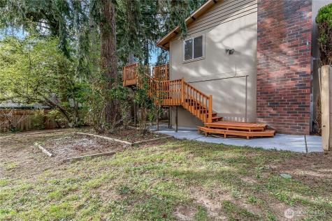 10701 149th Street Ct E Puyallup WA 98374