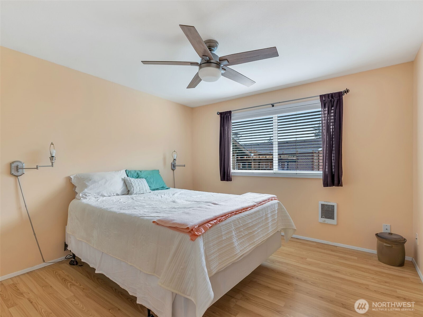 23716 J Place Ocean Park WA 98640