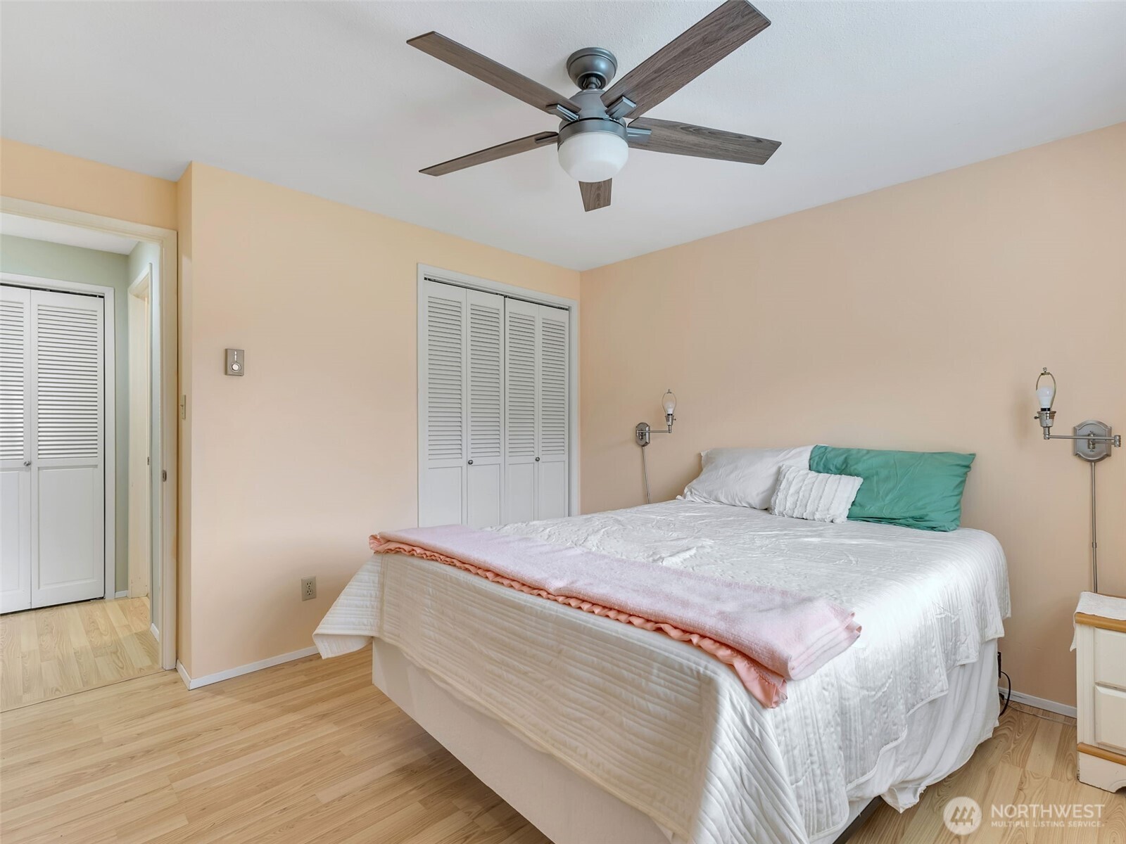 23716 J Place Ocean Park WA 98640