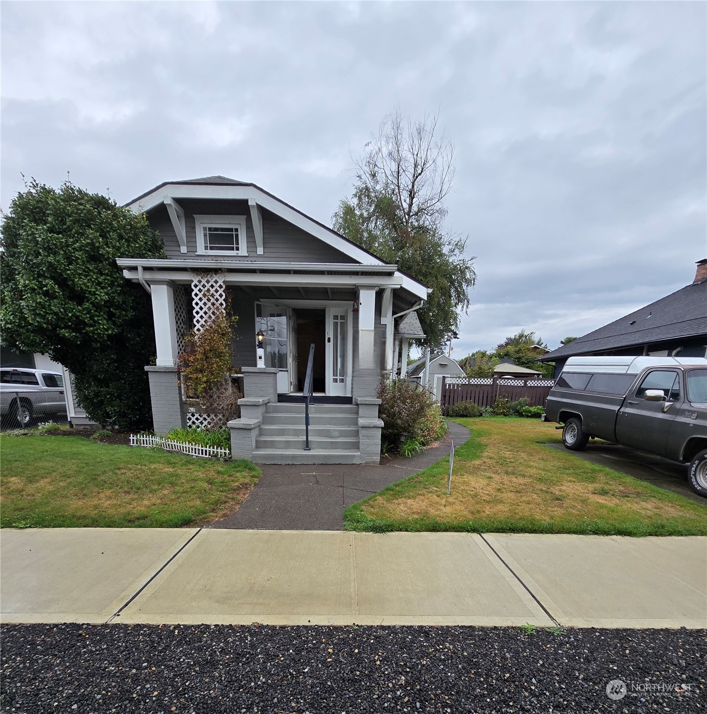 723 Kincaid Avenue Sumner WA 98390