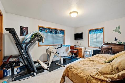 9431 Pipeline Road E Puyallup WA 98371