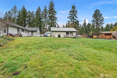 9431 Pipeline Road E Puyallup WA 98371