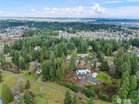 9431 Pipeline Road E Puyallup WA 98371