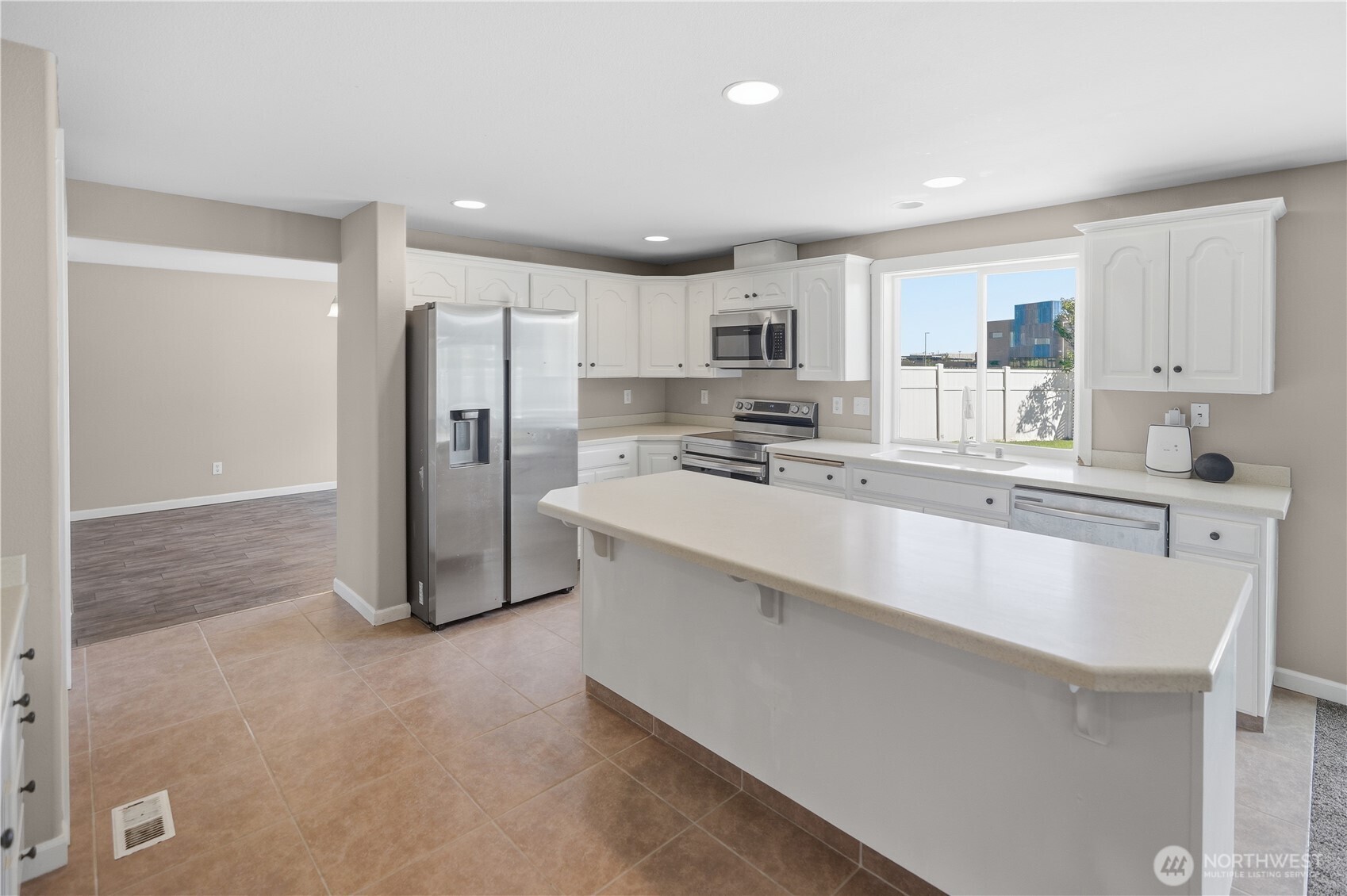 1853 S Monroe Street Moses Lake WA 98837