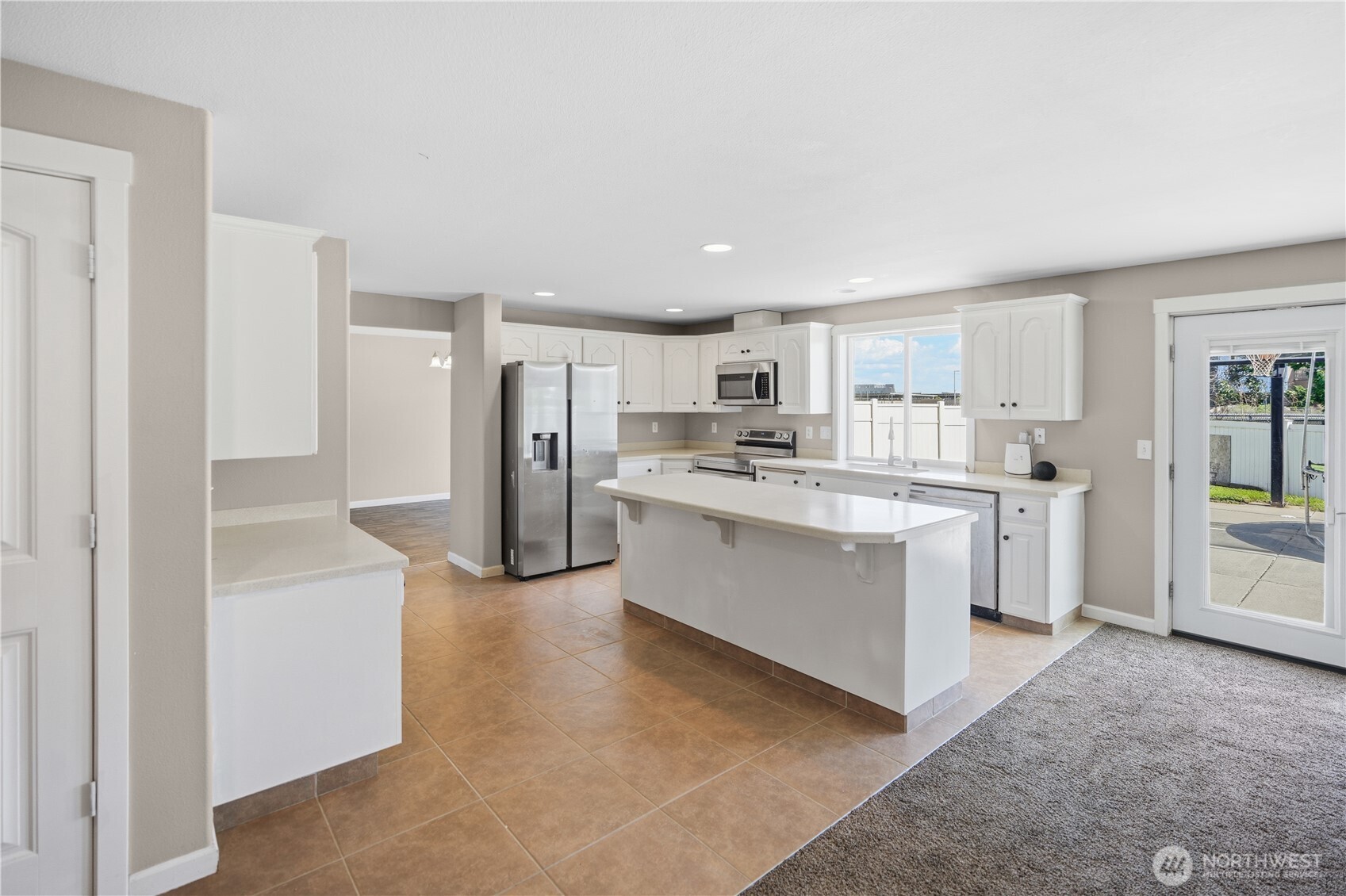 1853 S Monroe Street Moses Lake WA 98837