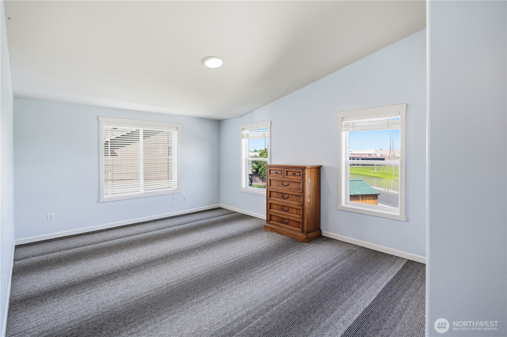 1853 S Monroe Street Moses Lake WA 98837