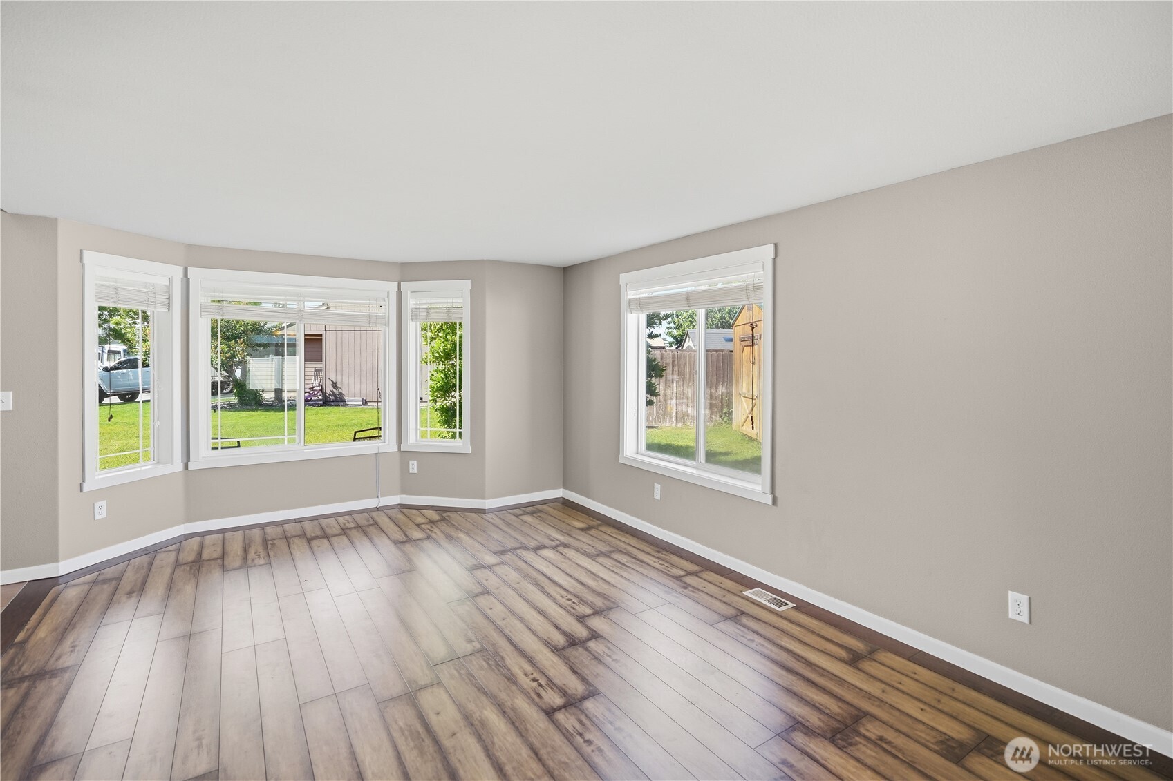1853 S Monroe Street Moses Lake WA 98837