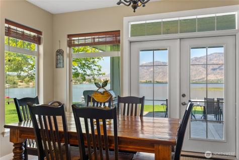 72 Boundary Point Road Oroville WA 98844