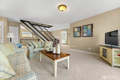 72 Boundary Point Road Oroville WA 98844