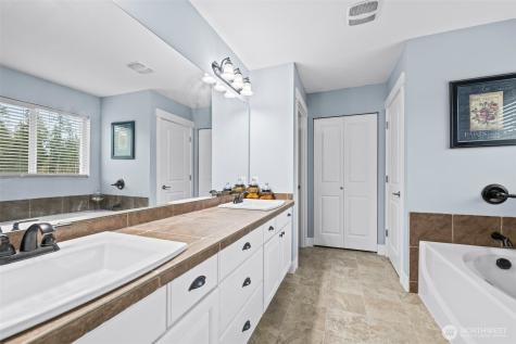4398 Chanting Circle SW Port Orchard WA 98367