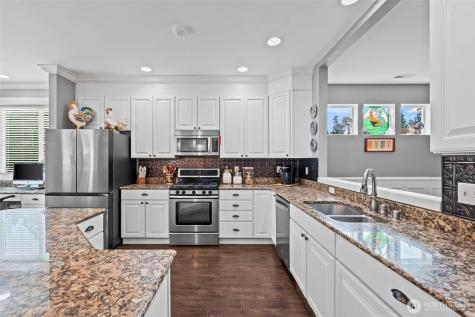 4398 Chanting Circle SW Port Orchard WA 98367