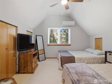 361 N Duckabush Drive E Hoodsport WA 98548