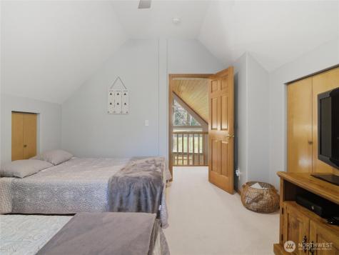 361 N Duckabush Drive E Hoodsport WA 98548