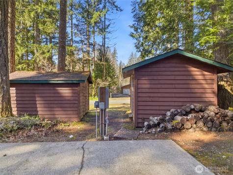 361 N Duckabush Drive E Hoodsport WA 98548