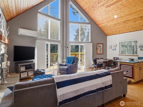 361 N Duckabush Drive E Hoodsport WA 98548