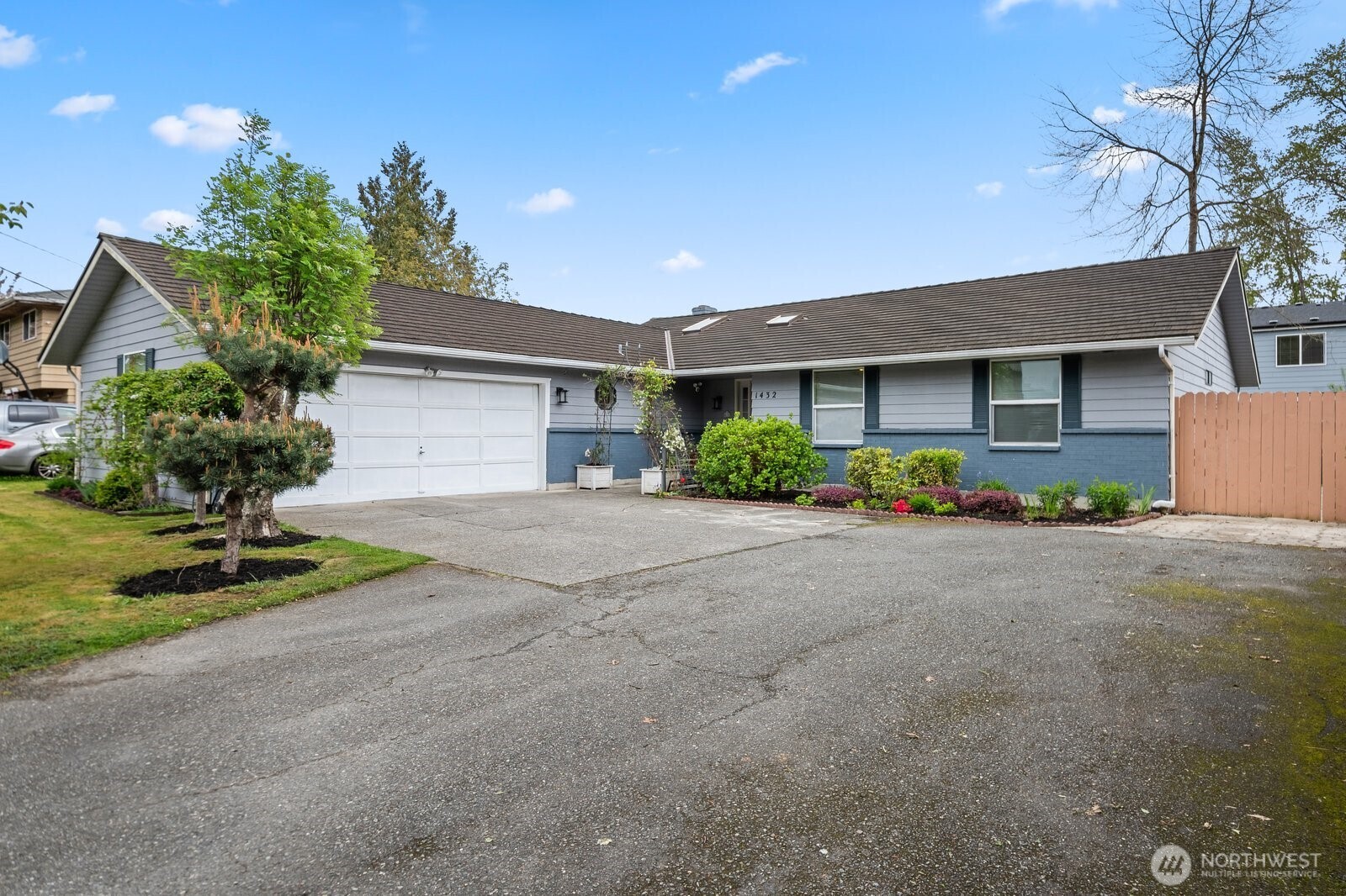 1432 Hollow Dale Place Everett WA 98204