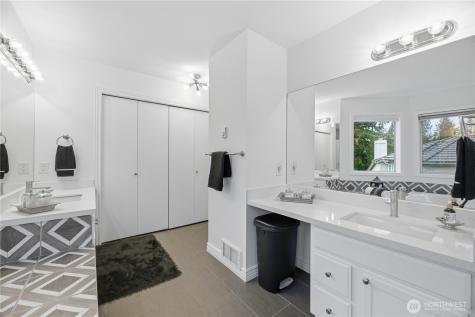2000 Village Green Drive Mill Creek WA 98012