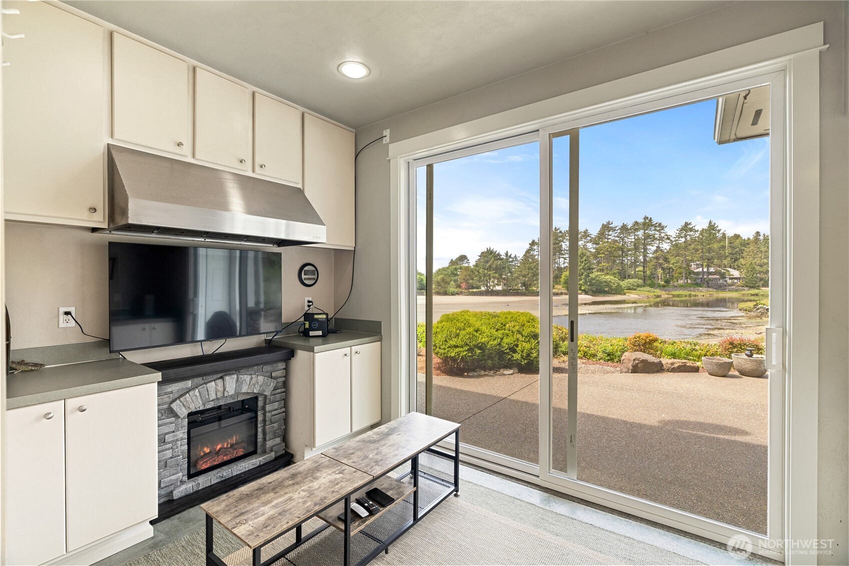 6 Diamond Drive Pacific Beach WA 98571