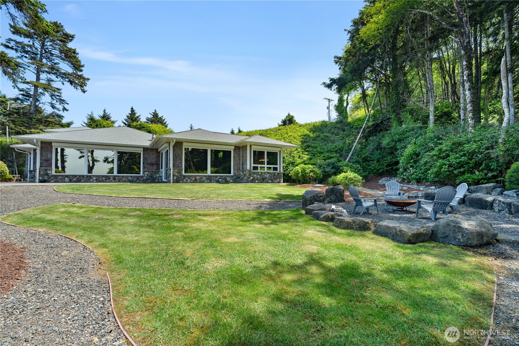 6 Diamond Drive Pacific Beach WA 98571