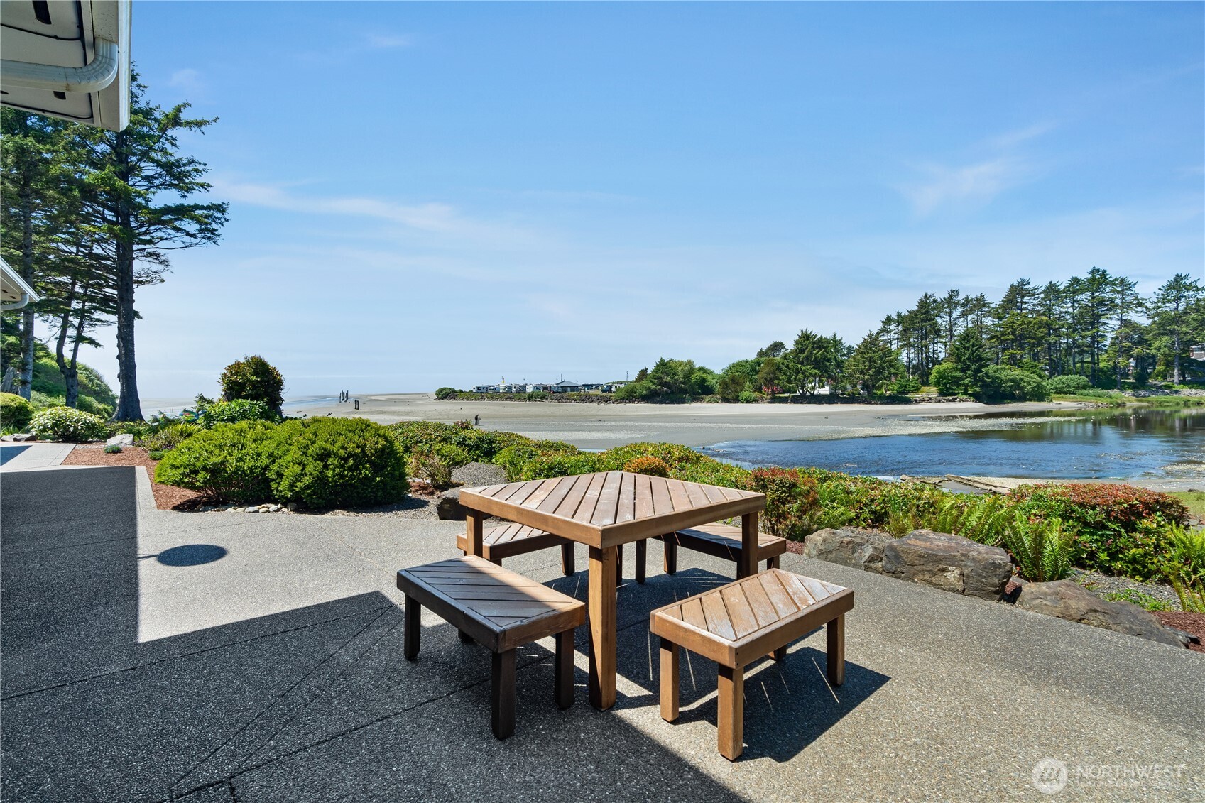 6 Diamond Drive Pacific Beach WA 98571