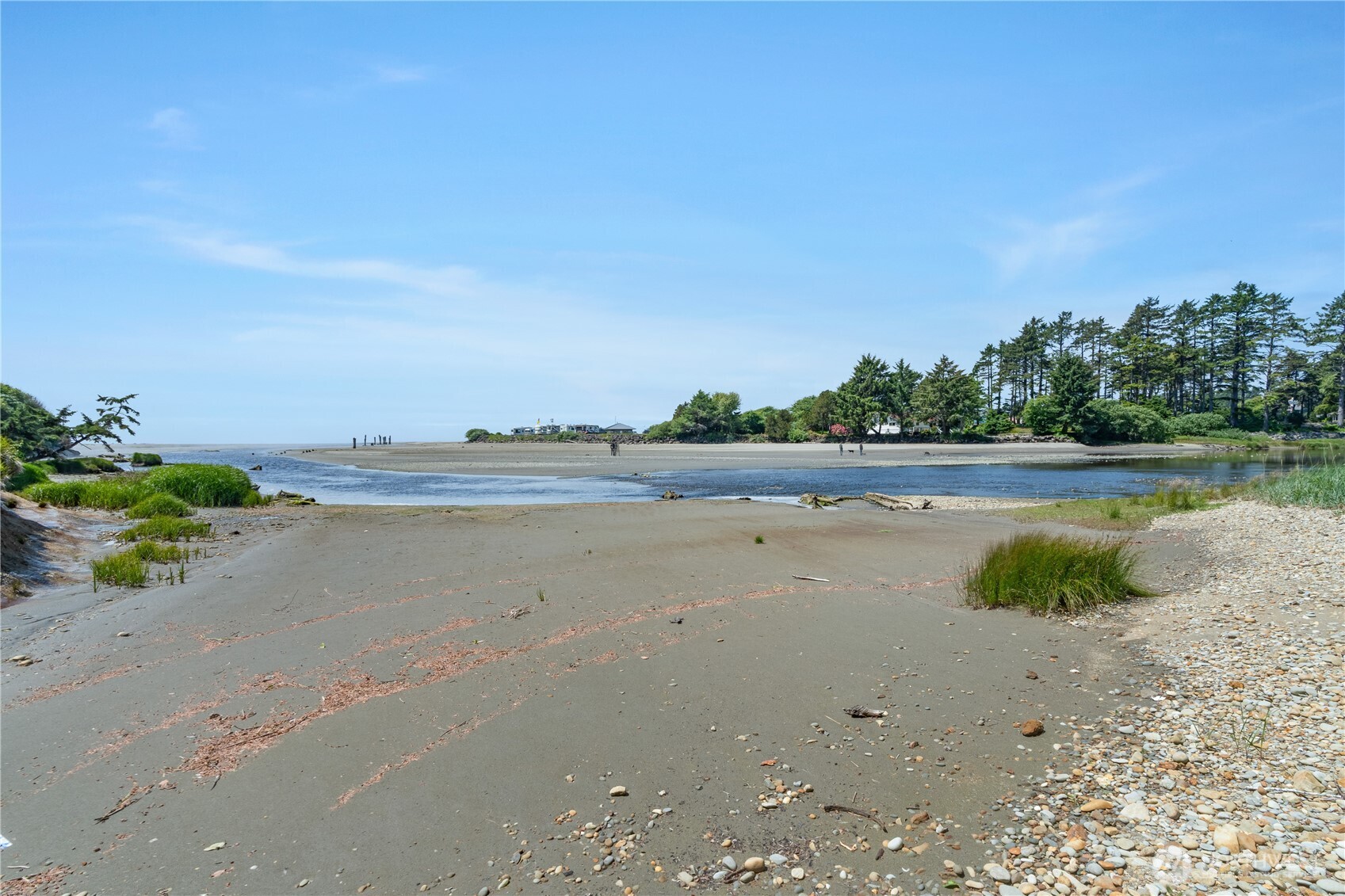 6 Diamond Drive Pacific Beach WA 98571