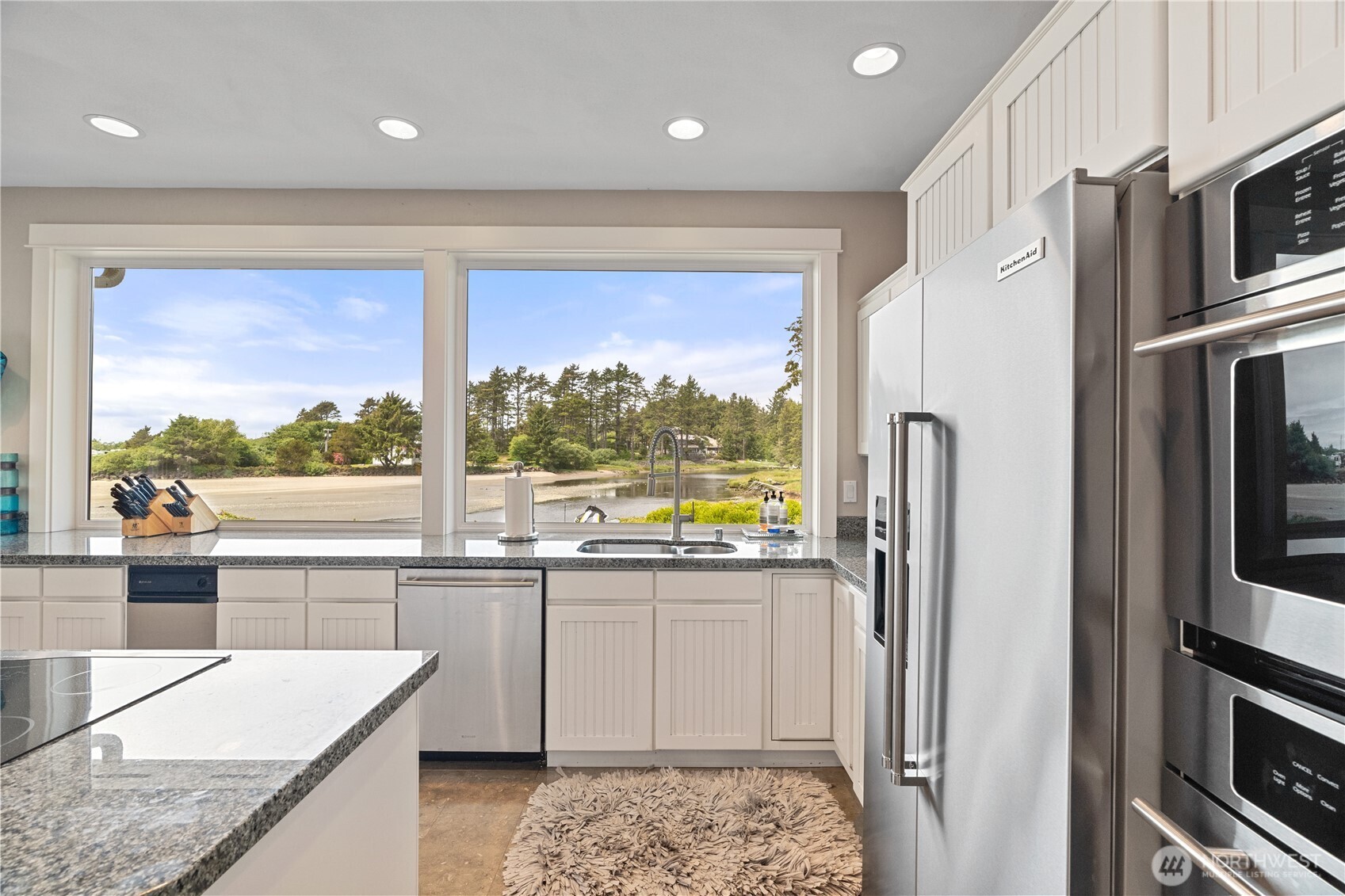 6 Diamond Drive Pacific Beach WA 98571